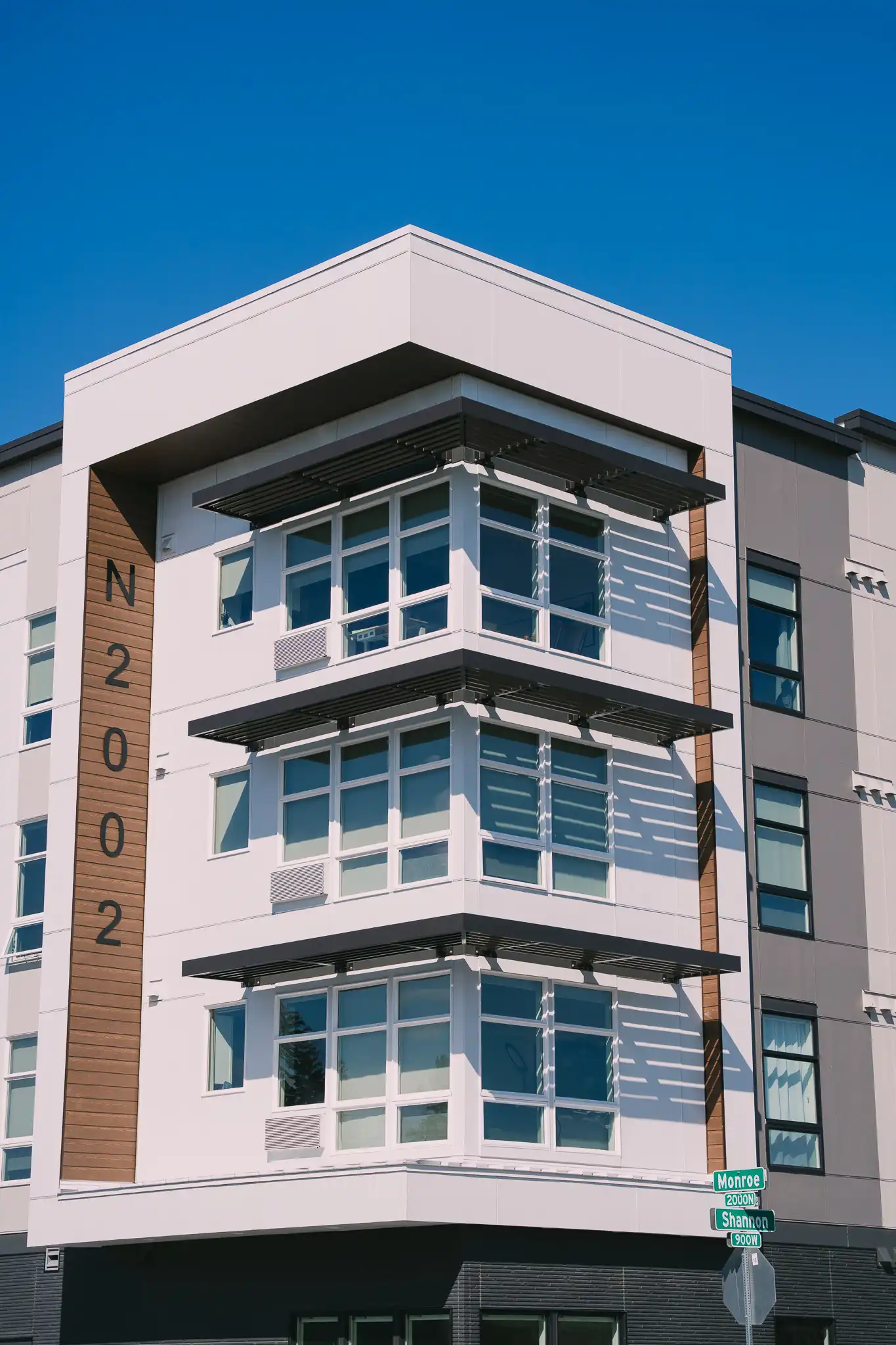 Millennium Monroe-09 Millennium Monroe-09